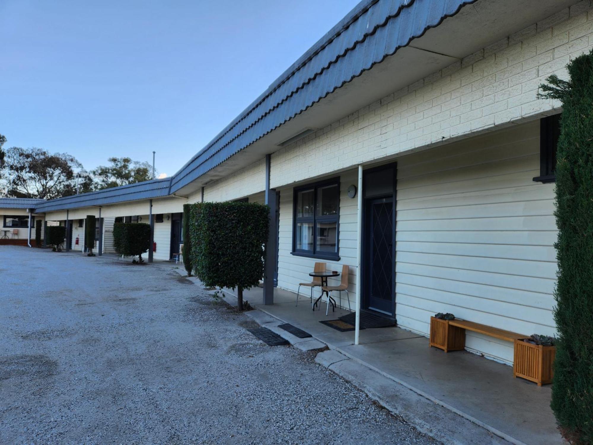 Calder Family Motel Бендиго Экстерьер фото