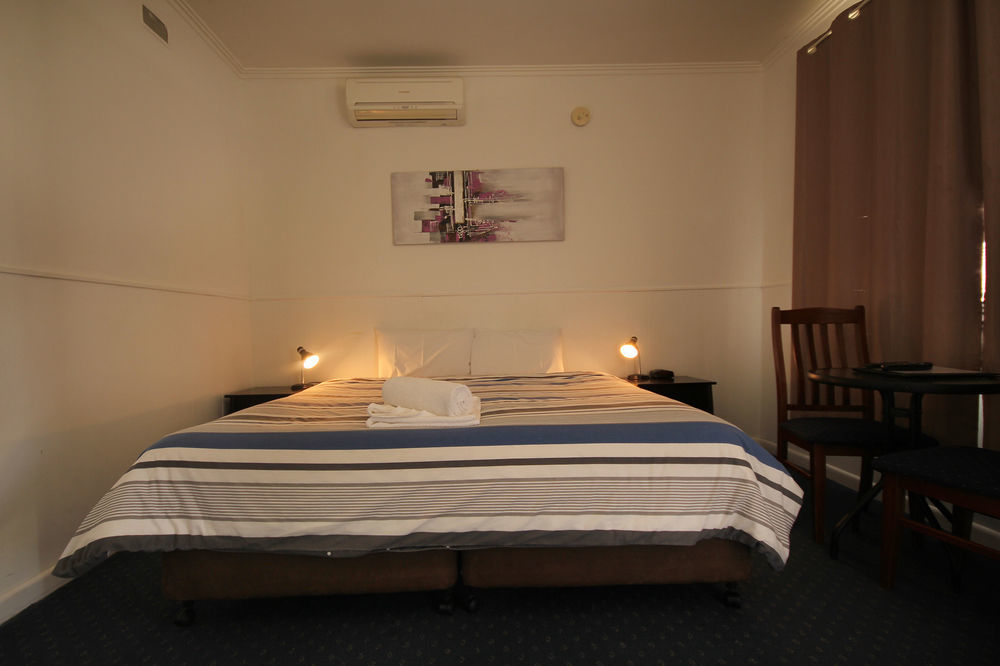 Calder Family Motel Бендиго Экстерьер фото