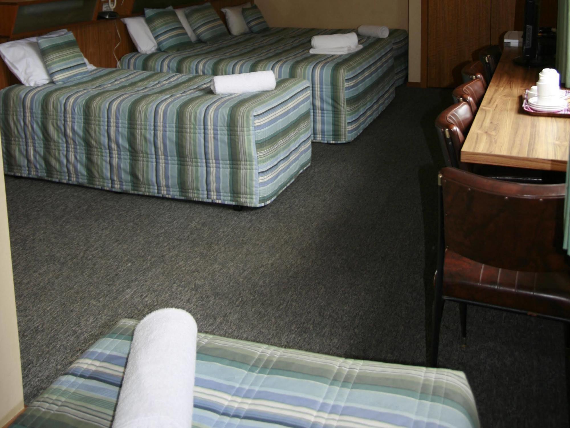 Calder Family Motel Бендиго Экстерьер фото