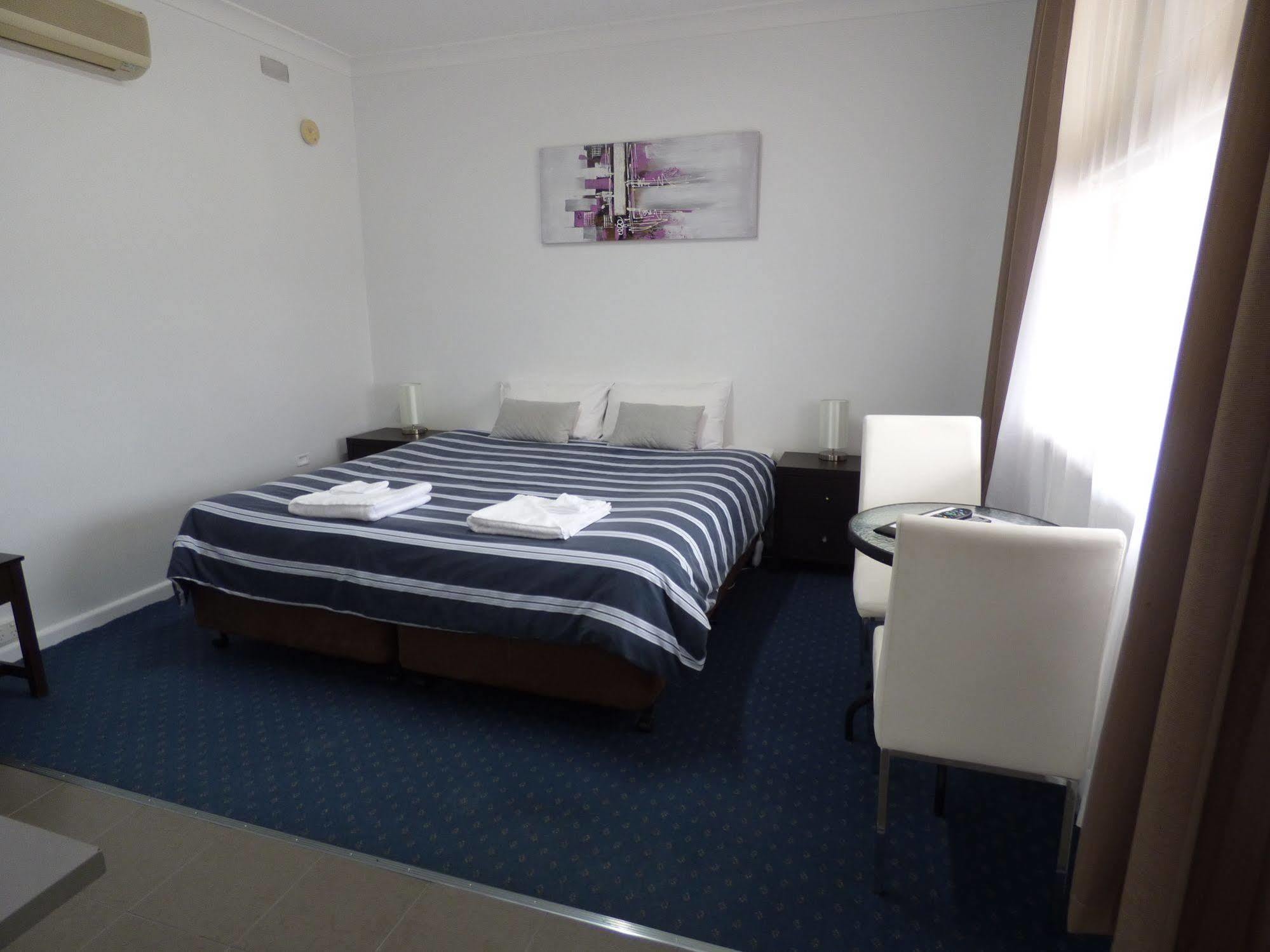 Calder Family Motel Бендиго Экстерьер фото